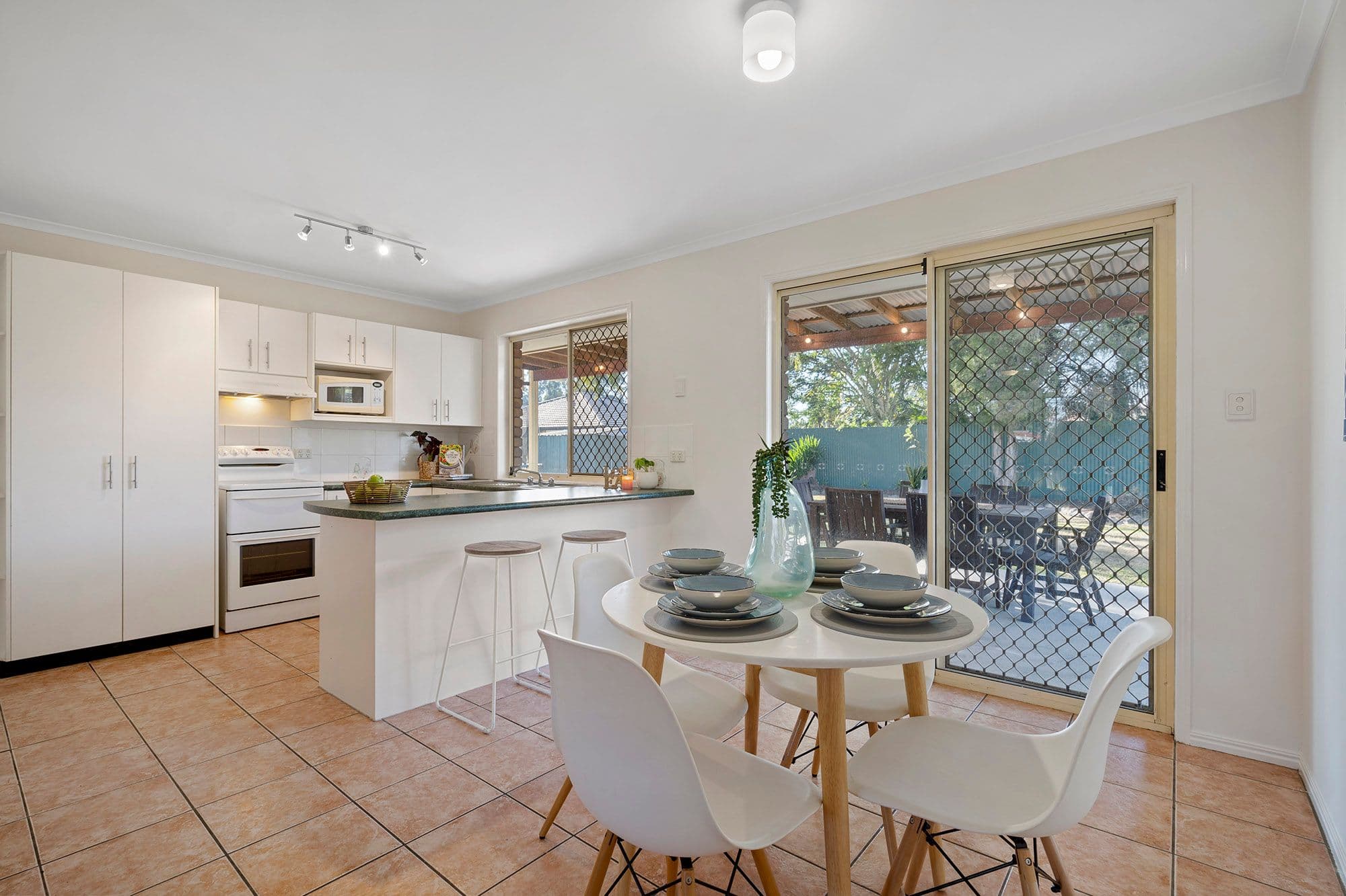 4 Kaiser Court, Waterford West QLD 4133, Waterford West - Thumbnail 3