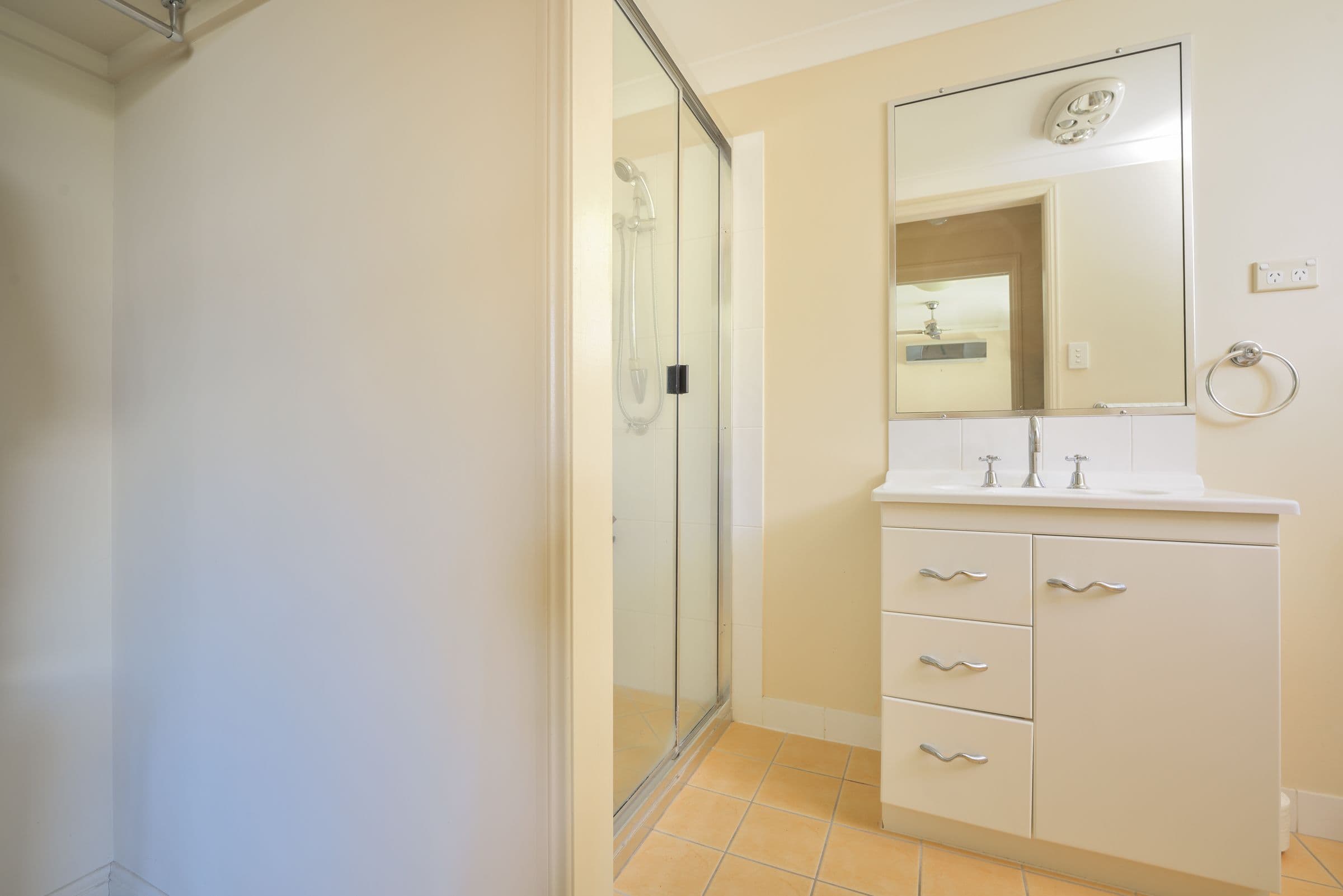 37 Alder Street, New Auckland QLD 4680, New Auckland - Thumbnail 8