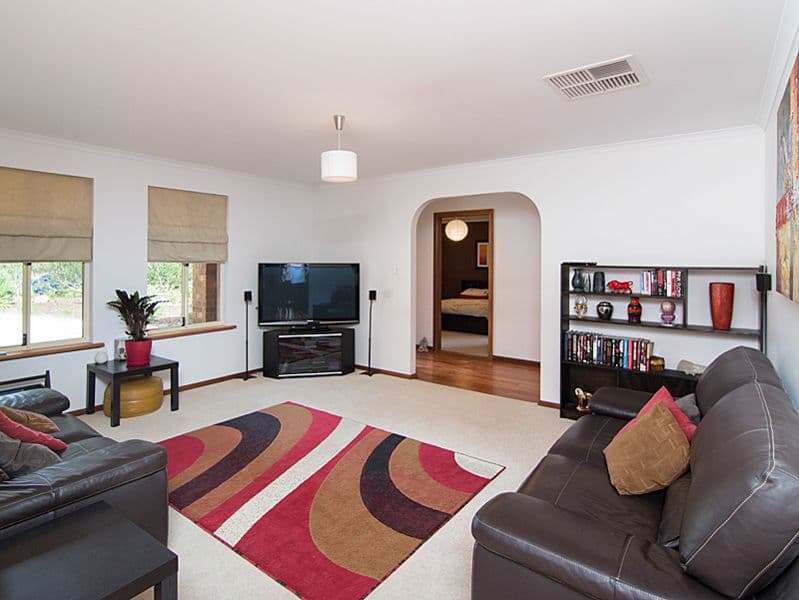 11 Nursery Road, KANMANTOO SA 5252, Kanmantoo - Thumbnail 2