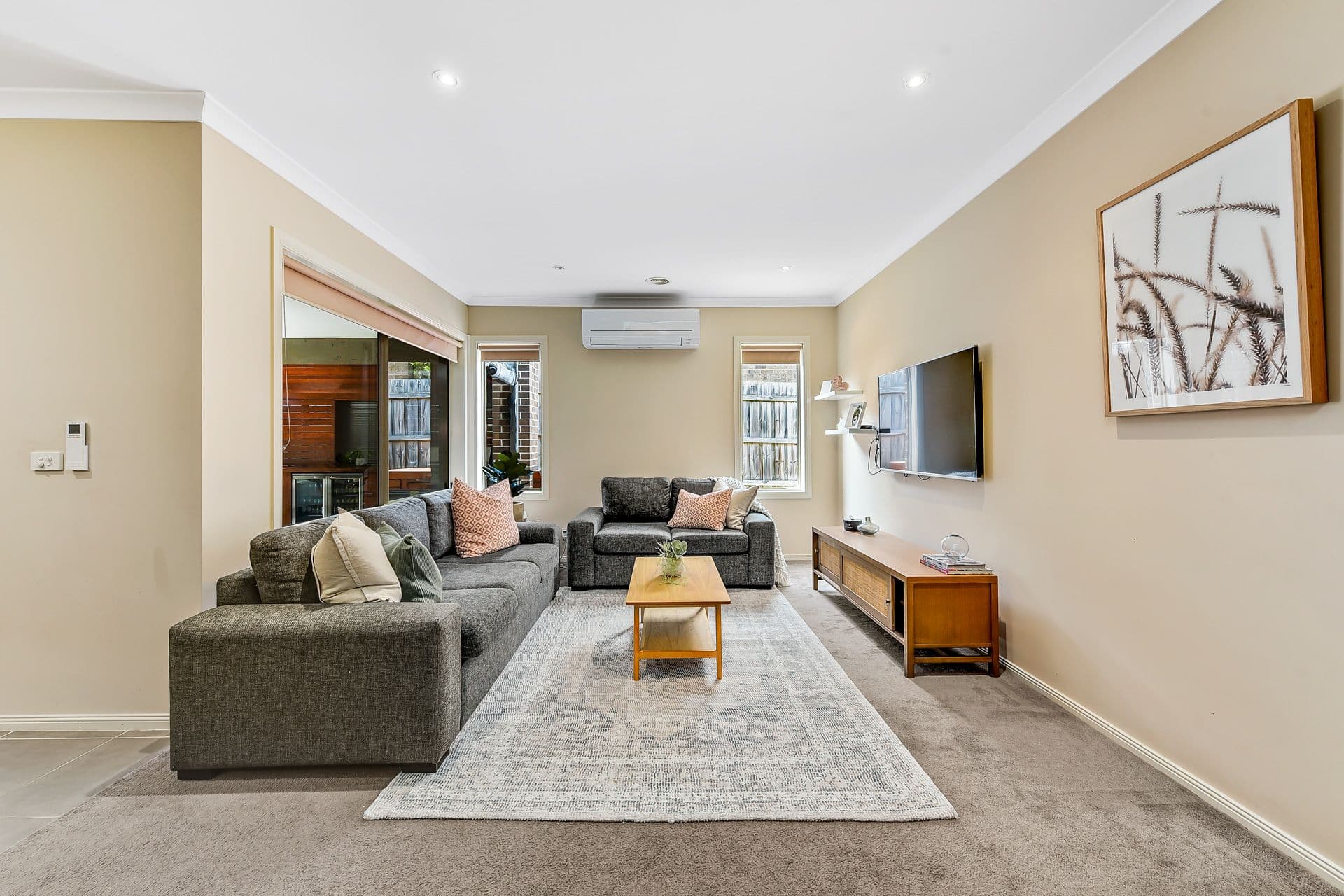 51 Cambridge Drive, Berwick VIC 3806, Berwick - Thumbnail 2