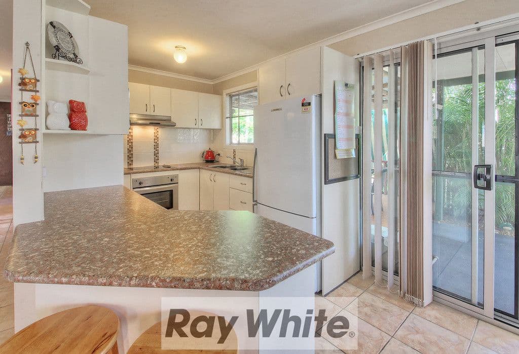 31 Coral Street, Loganlea QLD 4131, Loganlea - Thumbnail 4