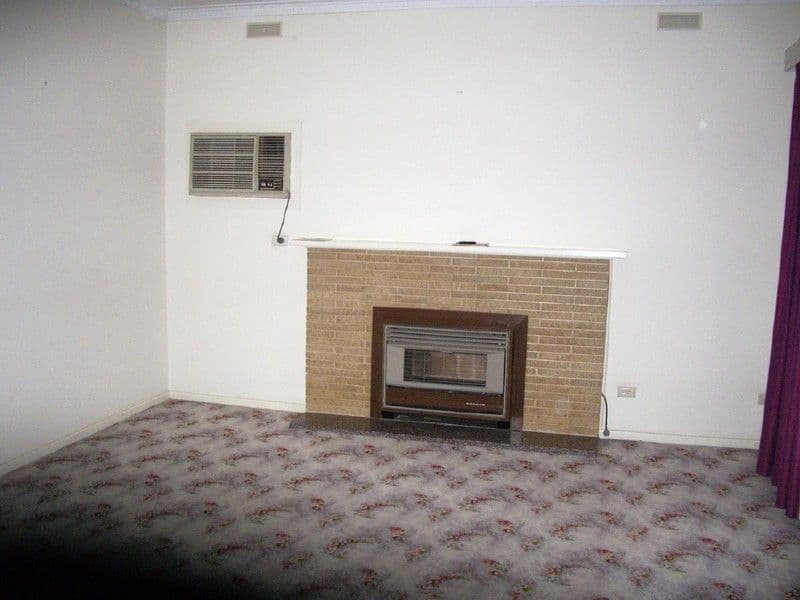 68 Cannawigara Road, BORDERTOWN SA 5268, Bordertown - Thumbnail 8