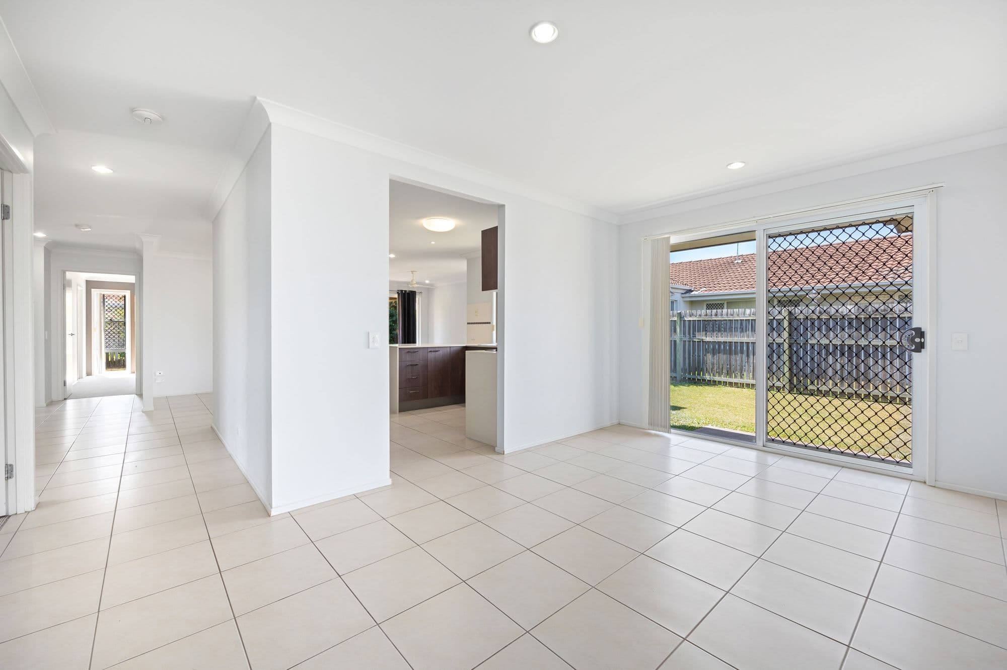 53 Lady Penrhyn Drive, Eli Waters QLD 4655, Eli Waters - Thumbnail 4