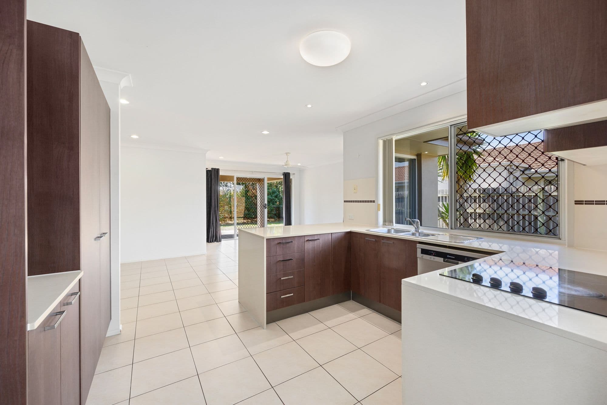 53 Lady Penrhyn Drive, Eli Waters QLD 4655, Eli Waters - Thumbnail 5