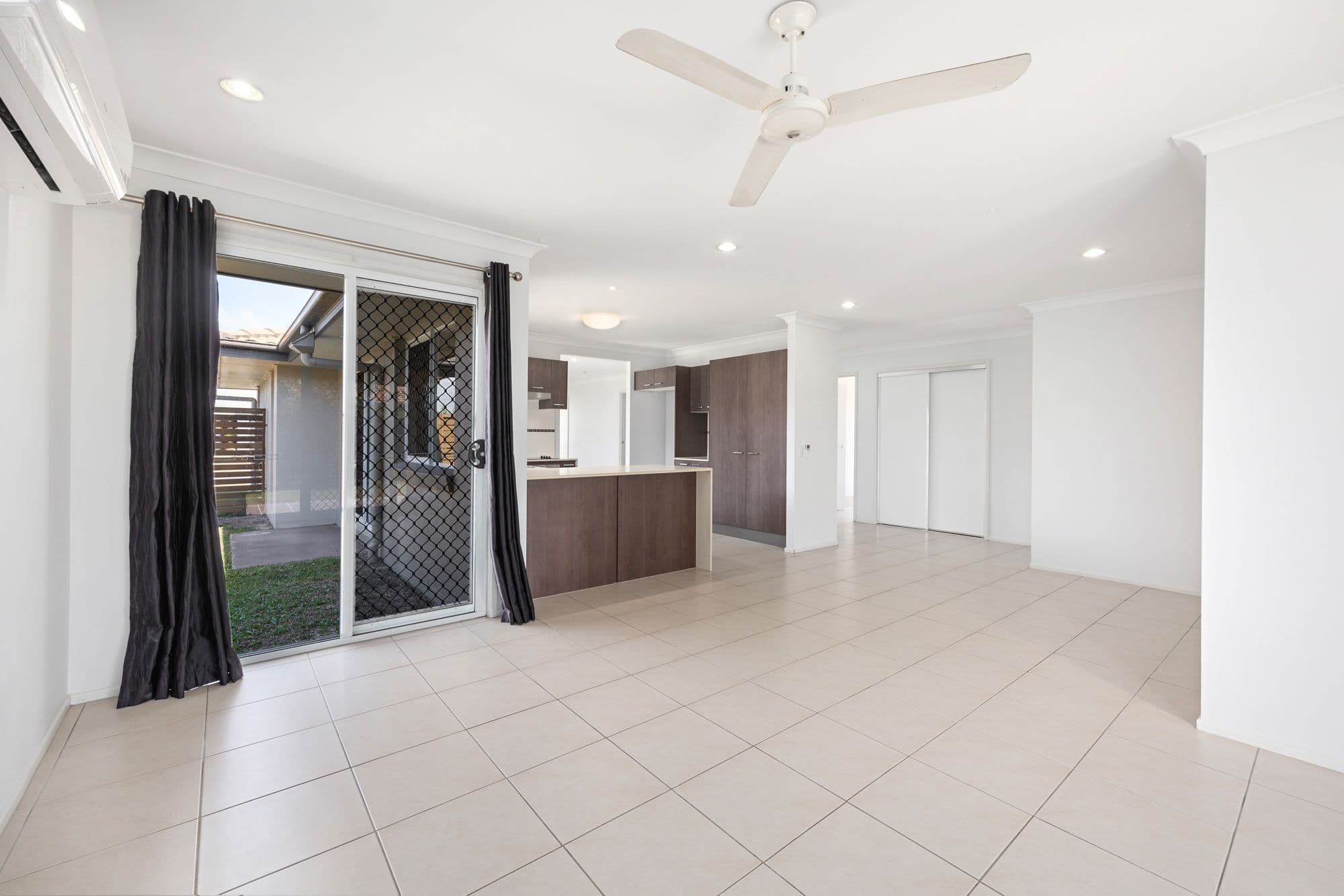 53 Lady Penrhyn Drive, Eli Waters QLD 4655, Eli Waters - Thumbnail 7