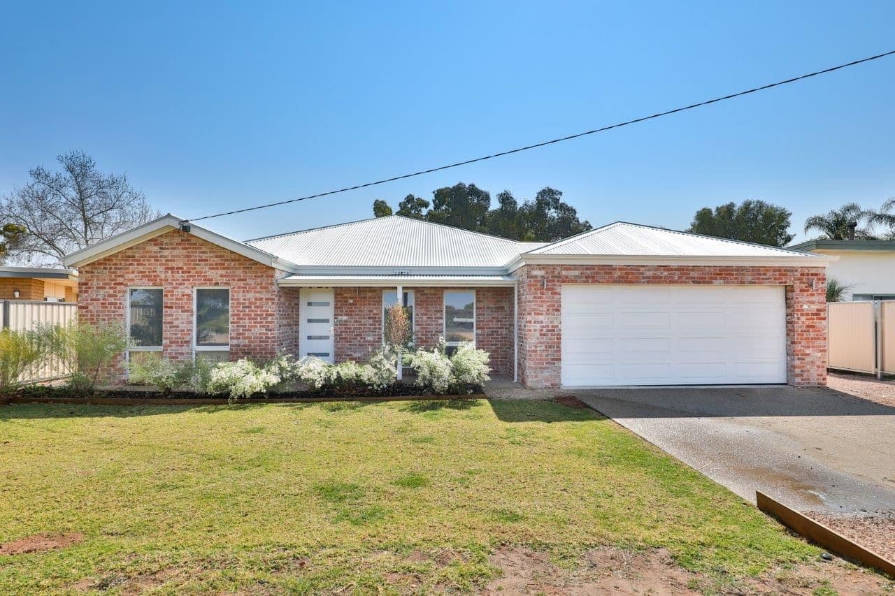215 Sandilong Avenue, Nichols Point VIC 3501, Nichols Point - Thumbnail 2