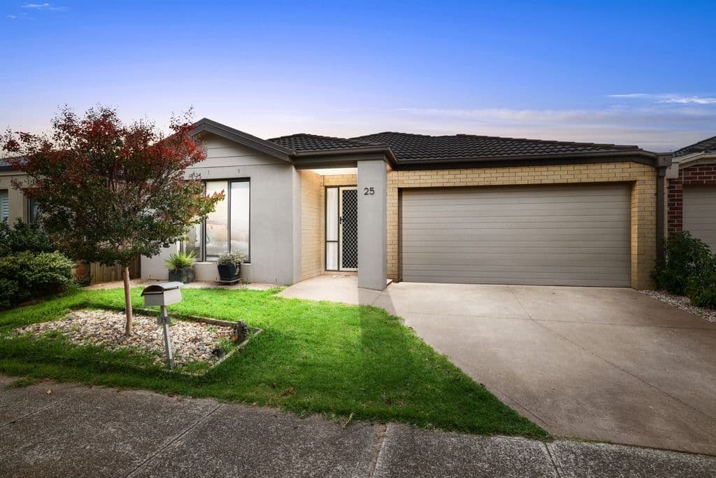 25 Morgan Crescent, Werribee VIC 3030, Werribee - Image 1