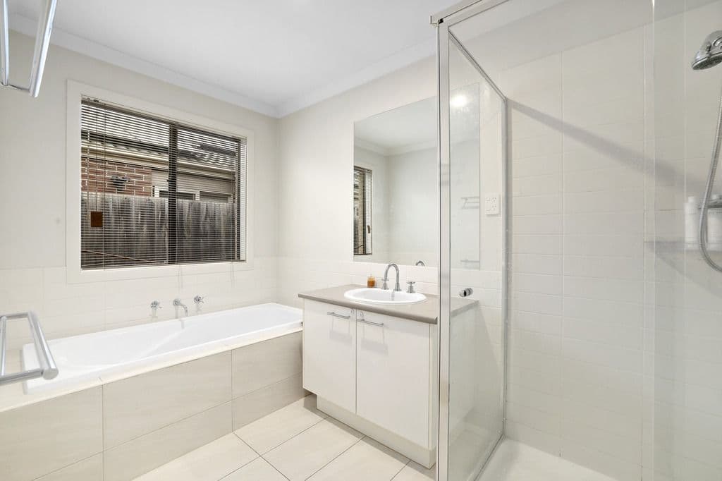 25 Morgan Crescent, Werribee VIC 3030, Werribee - Thumbnail 8
