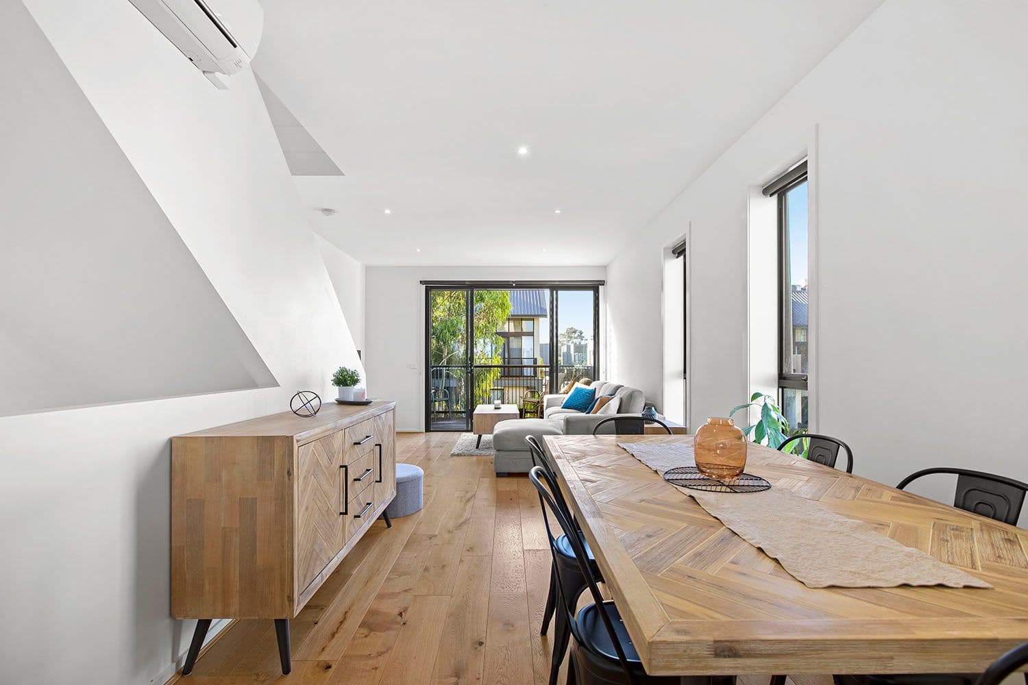 40 Central Park Walk, Cheltenham VIC 3192, Cheltenham - Thumbnail 3