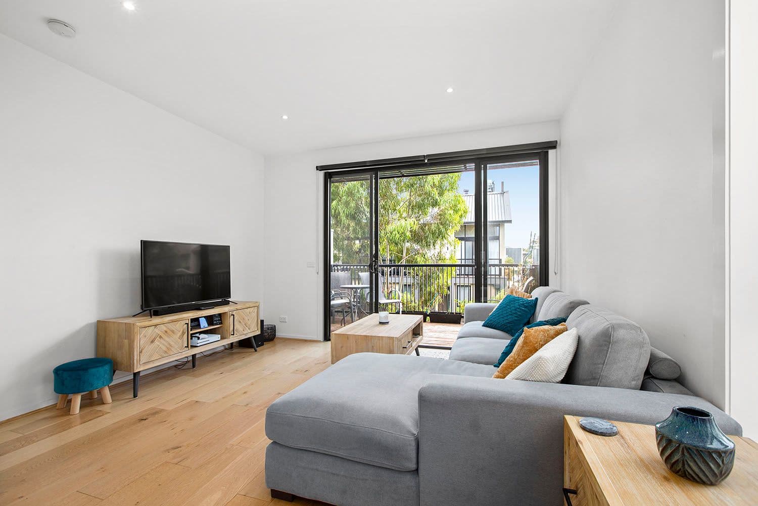 40 Central Park Walk, Cheltenham VIC 3192, Cheltenham - Thumbnail 6