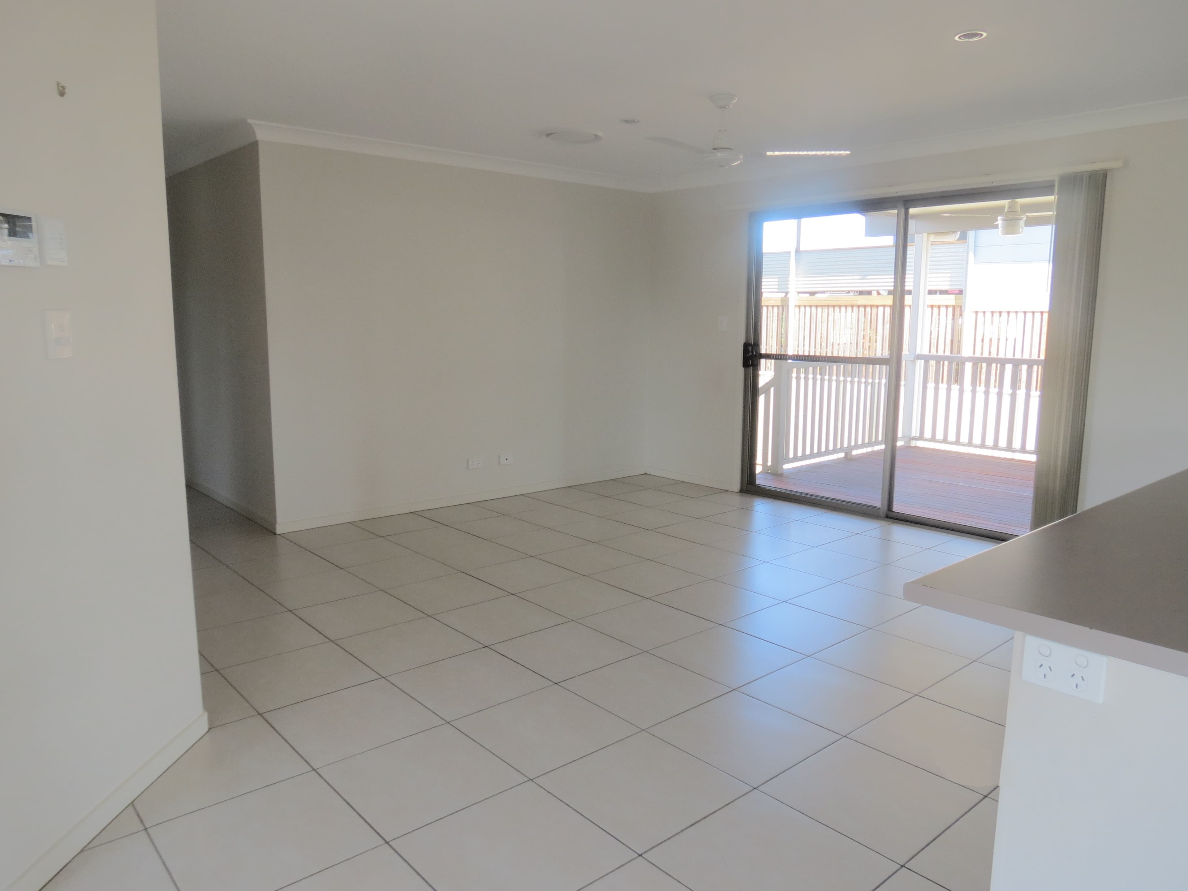 16 Ivers Place, Emerald QLD 4720, Emerald - Thumbnail 5