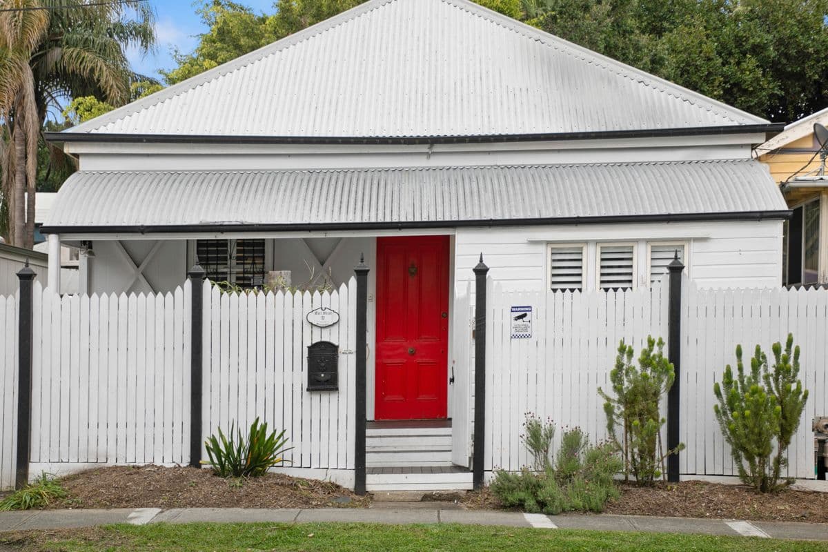 11 Earl Street, Greenslopes QLD 4120, Greenslopes - Image 1