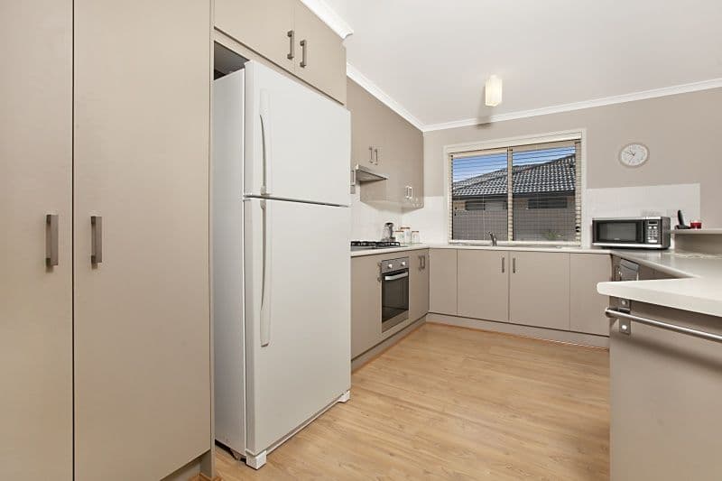 14 Cairns Way, SEAFORD RISE SA 5169, Seaford Rise - Thumbnail 2