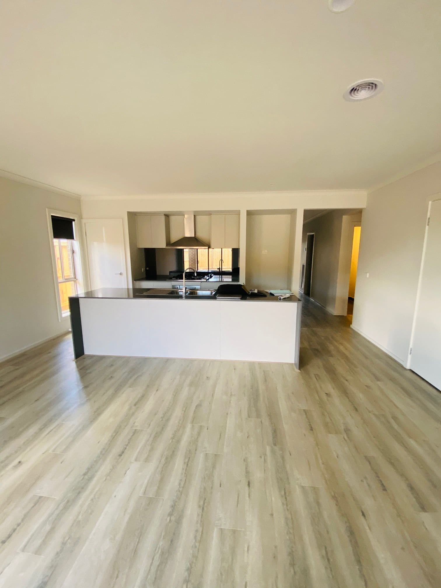 11 Kilpatrick Street, Tarneit VIC 3029, Tarneit - Thumbnail 3