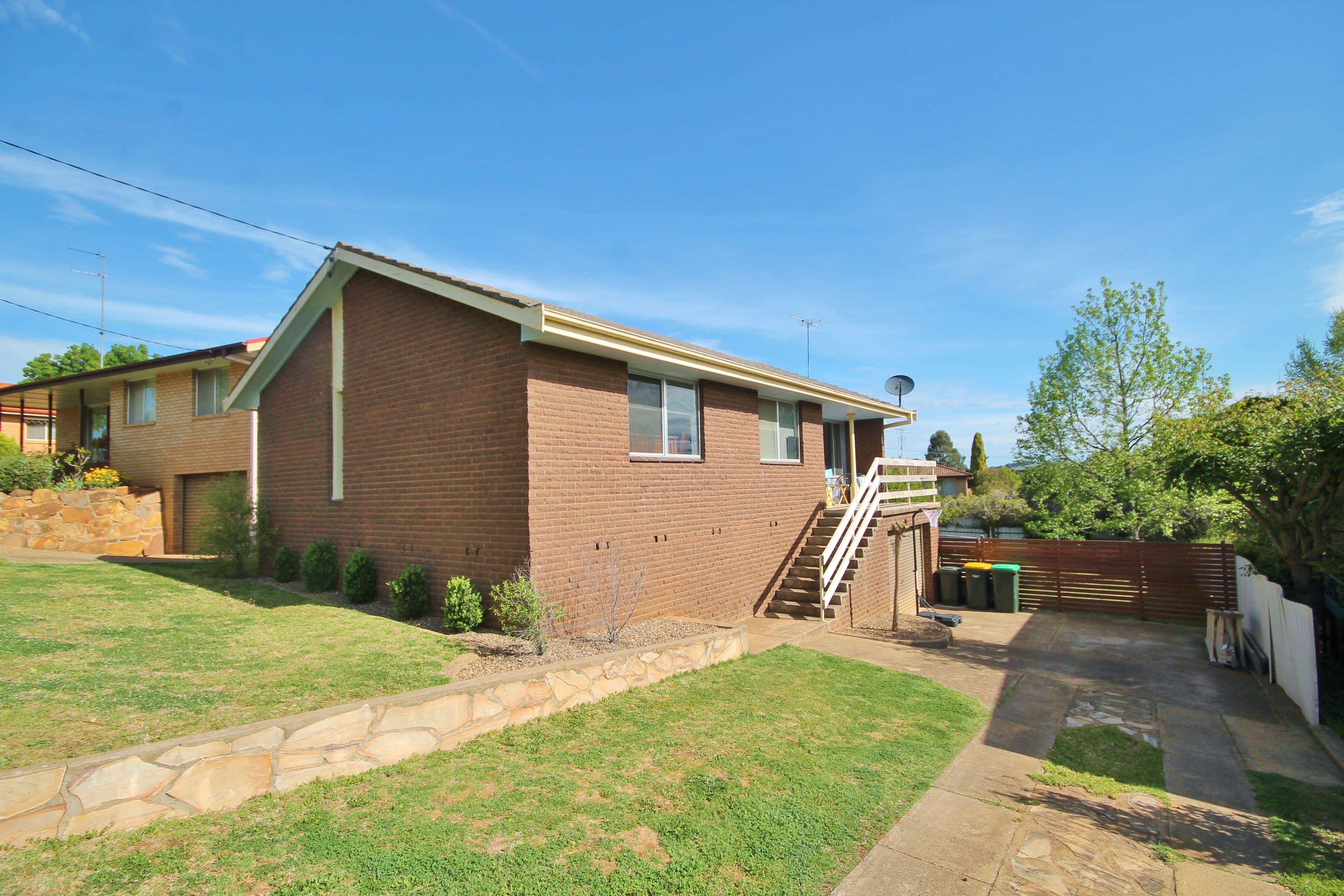 12 Barwang Street, Young - Image 1