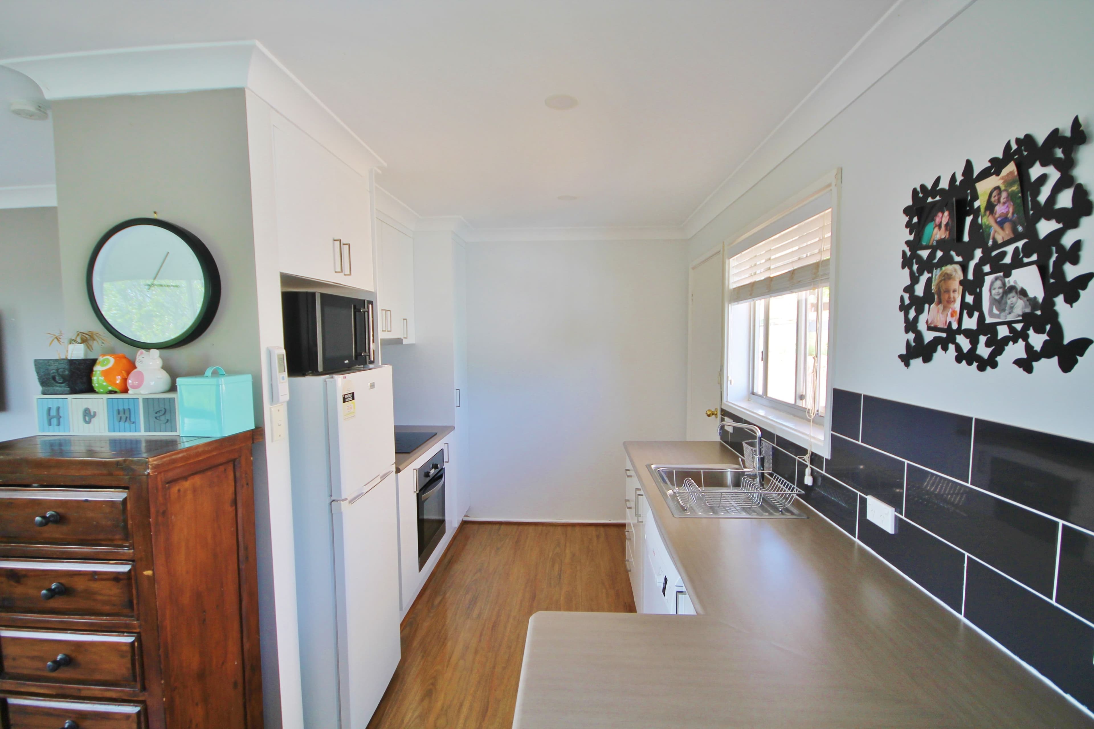 12 Barwang Street, Young - Thumbnail 2
