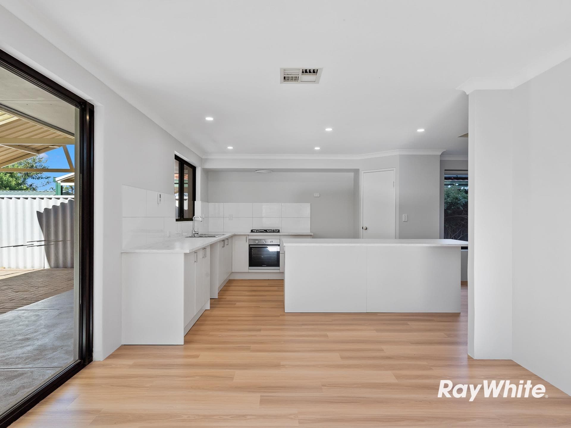 2A Duncan Road, Coodanup WA 6210, Coodanup - Thumbnail 4