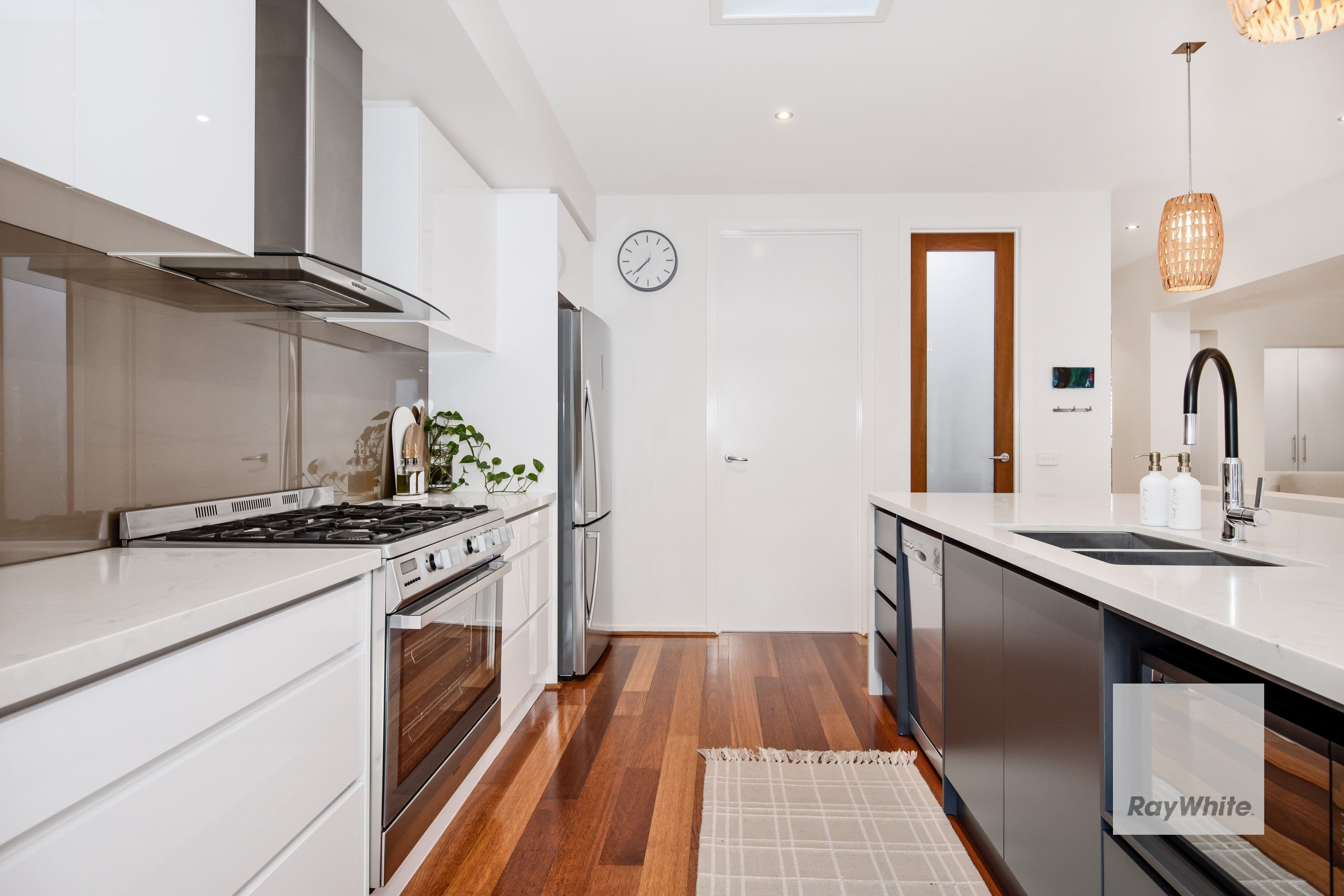 16 Woolwich Way, Taylors Hill VIC 3037, Taylors Hill - Thumbnail 7