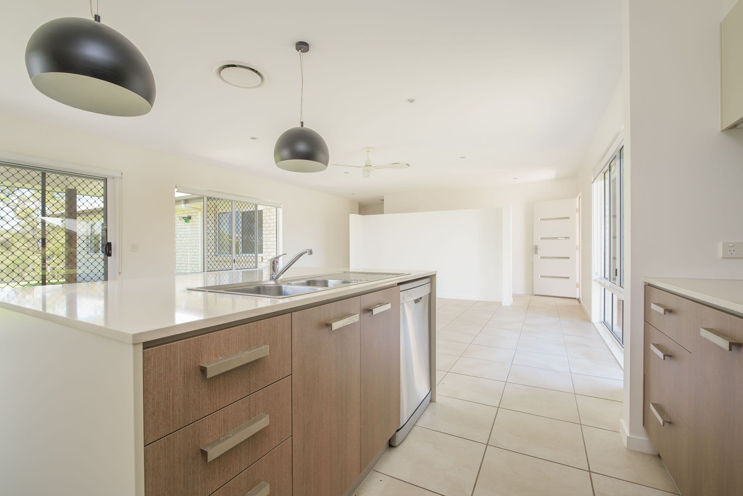 137 Emmadale Drive, New Auckland QLD 4680, New Auckland - Thumbnail 3