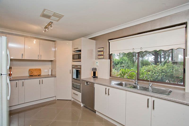 7 Schmitt Road, KALAMUNDA WA 6076, Kalamunda - Thumbnail 8