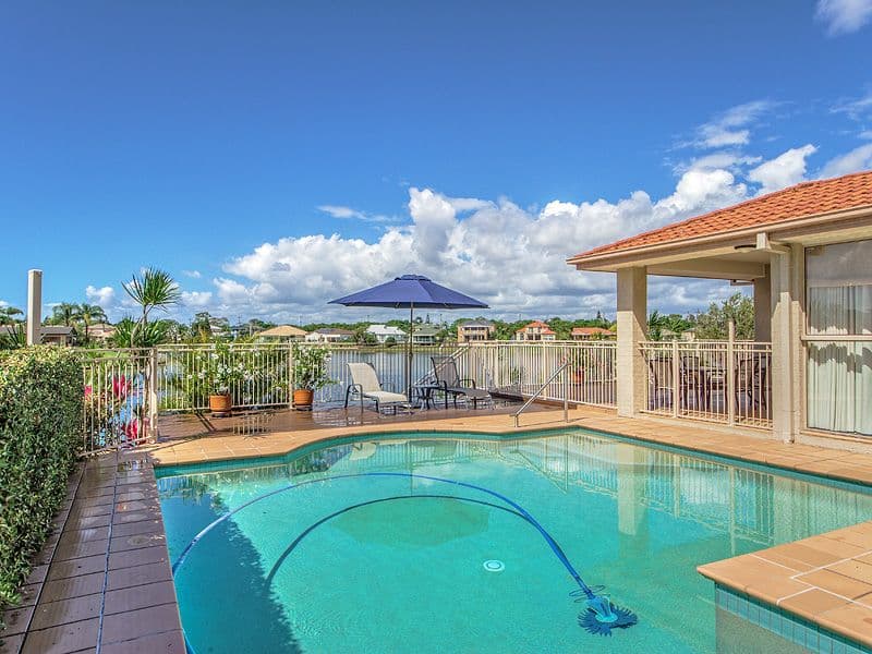 12 Ipsley Drive, BROADBEACH WATERS QLD 4218, Broadbeach Waters - Thumbnail 4