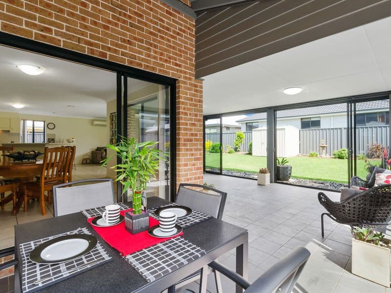 12 Johnston Avenue, Haywards Bay NSW 2530, Haywards Bay - Thumbnail 5