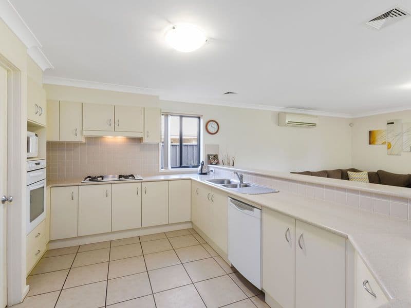 12 Johnston Avenue, Haywards Bay NSW 2530, Haywards Bay - Thumbnail 7