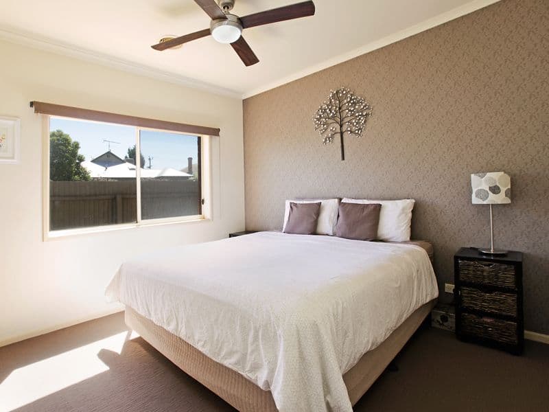 16 Sherbourne Terrace, NEWTOWN VIC 3220, Newtown - Thumbnail 4