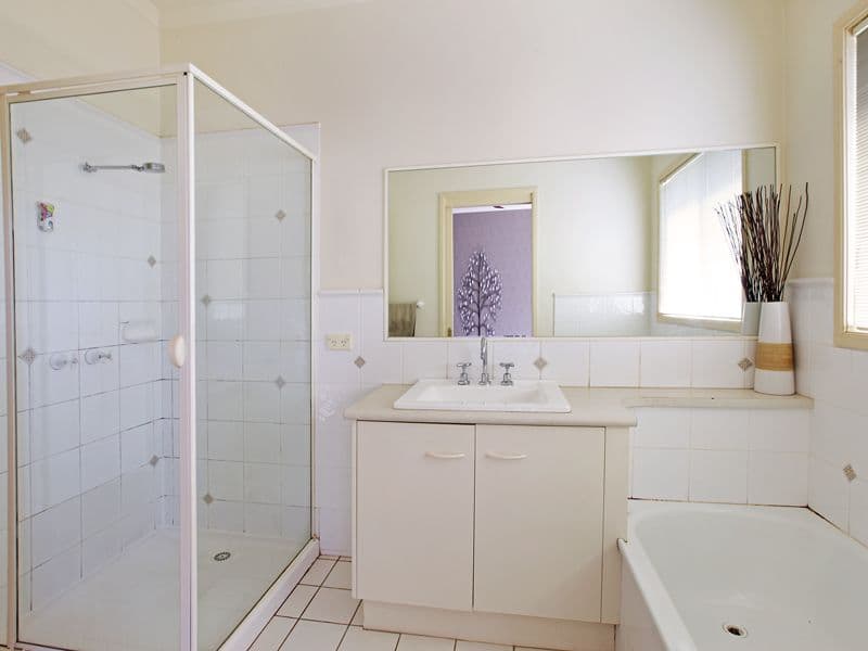 16 Sherbourne Terrace, NEWTOWN VIC 3220, Newtown - Thumbnail 7