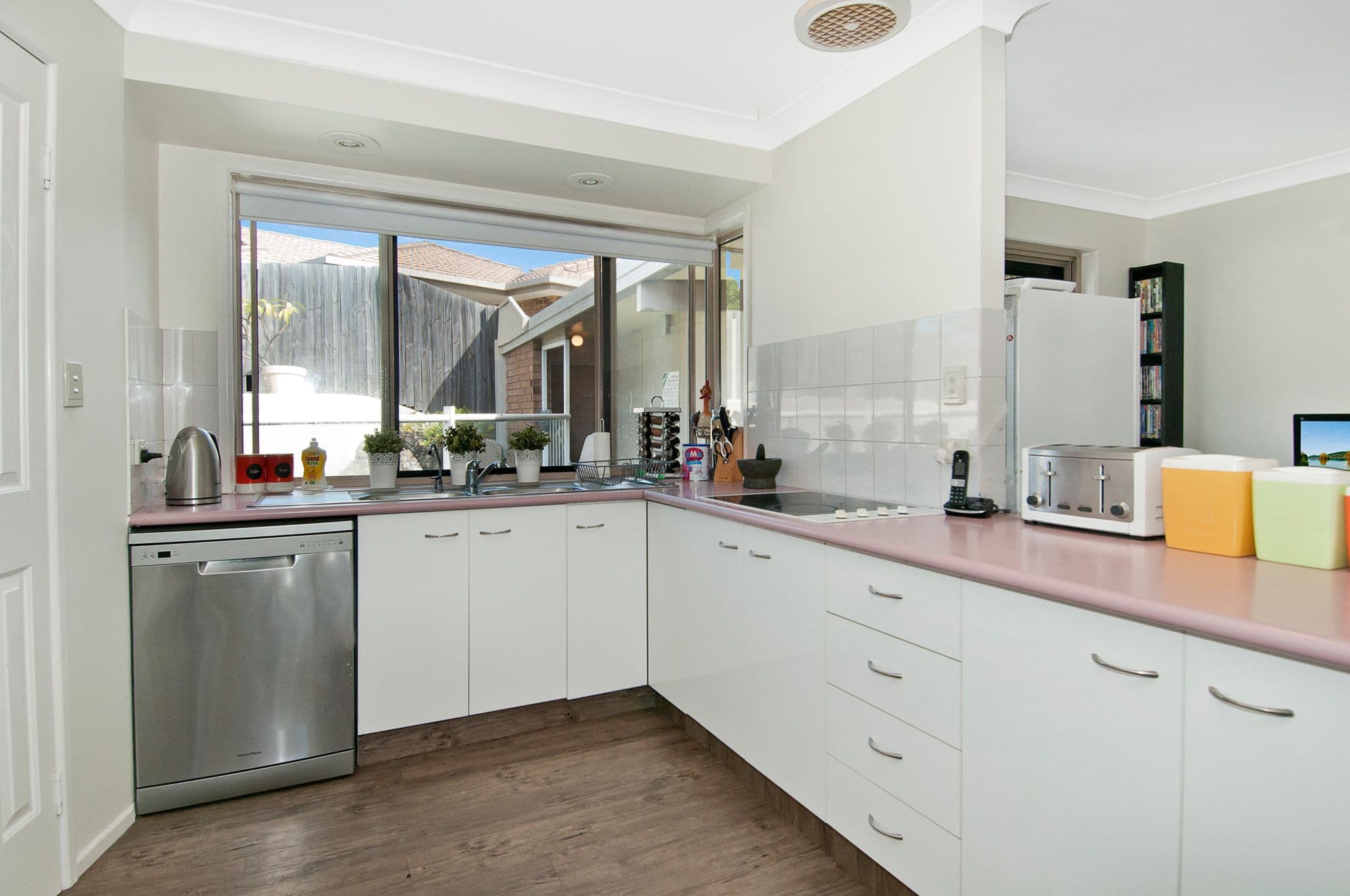 14 Mewing Court, Windaroo QLD 4207, Windaroo - Thumbnail 7