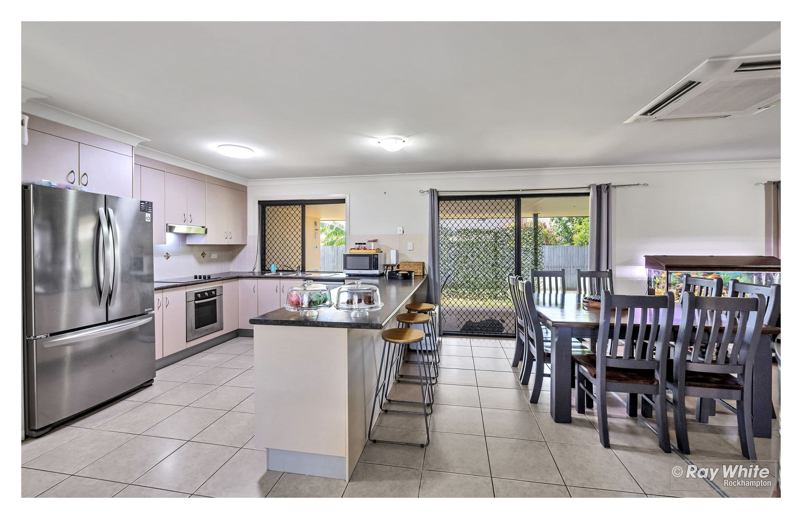 9 Mitchell Court, Gracemere QLD 4702, Gracemere - Thumbnail 3