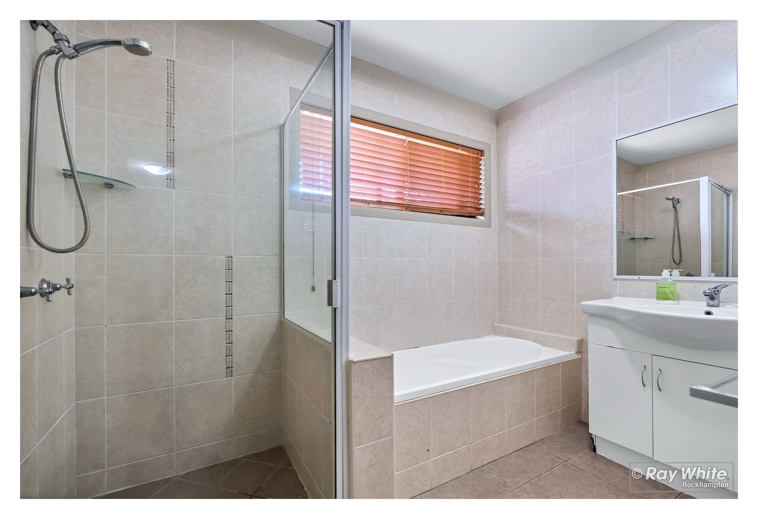 9 Mitchell Court, Gracemere QLD 4702, Gracemere - Thumbnail 8