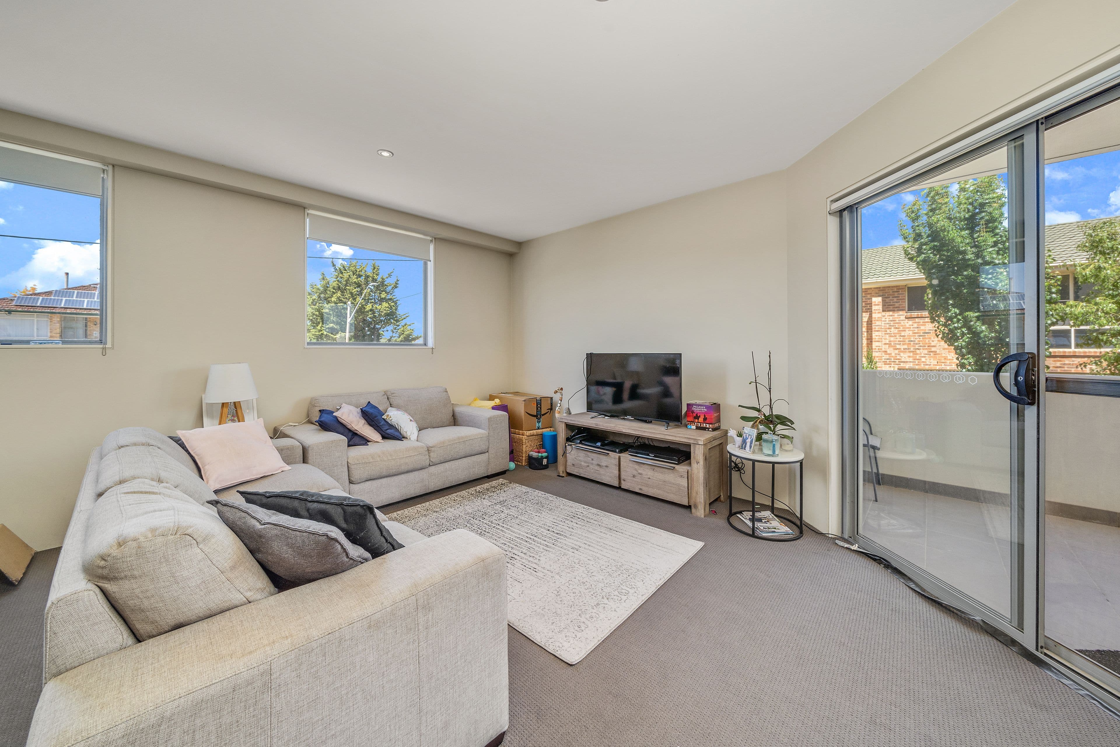 17 Uriarra Road, Queanbeyan NSW 2620, Queanbeyan - Thumbnail 3