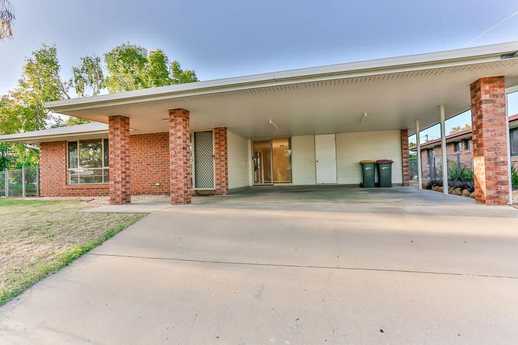 13 Crinum Crescent, Emerald QLD 4720, Emerald - Image 1