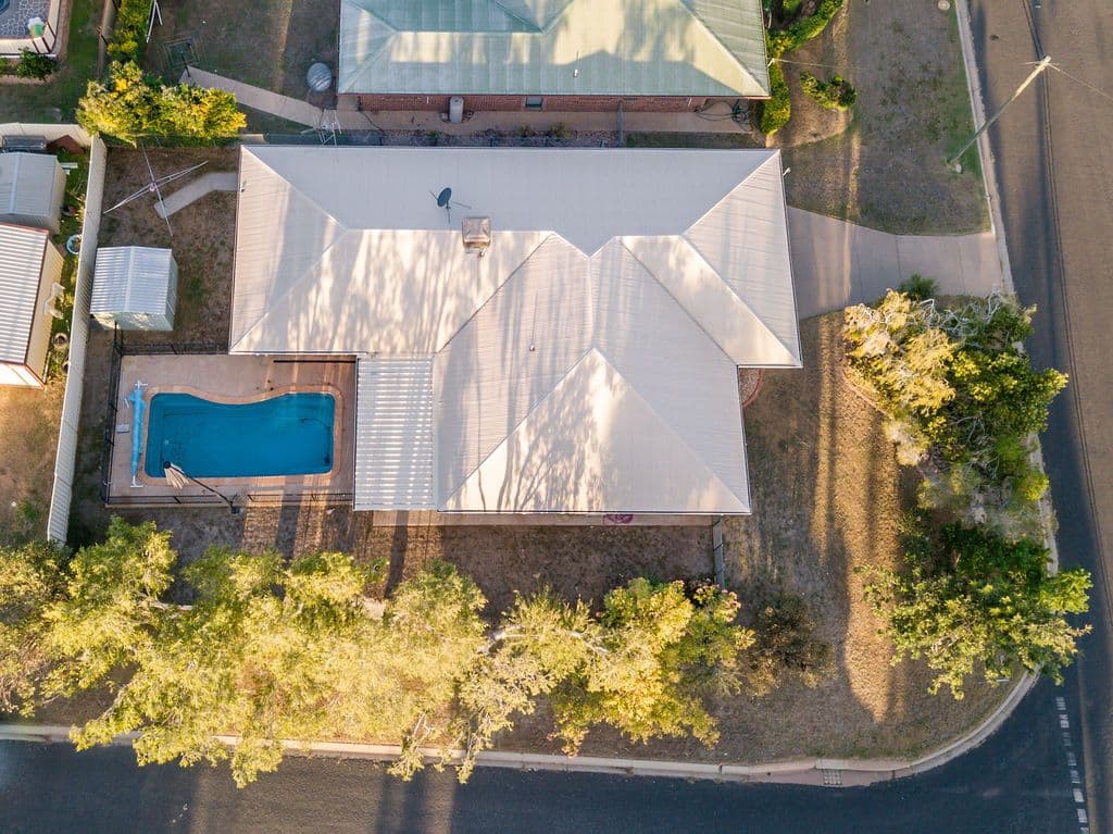 13 Crinum Crescent, Emerald QLD 4720, Emerald - Thumbnail 2