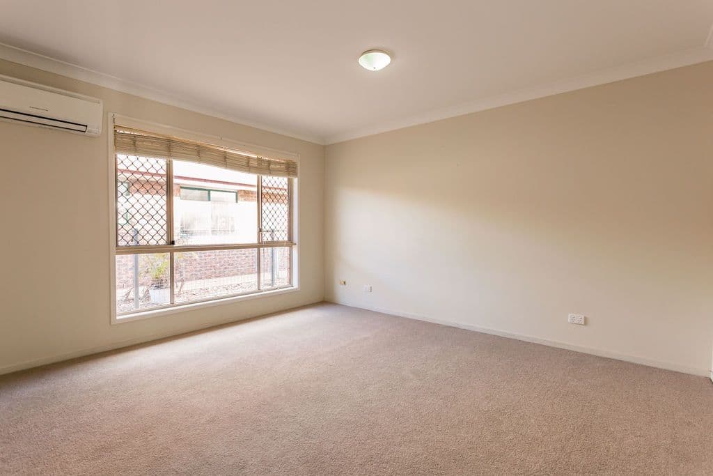 13 Crinum Crescent, Emerald QLD 4720, Emerald - Thumbnail 7