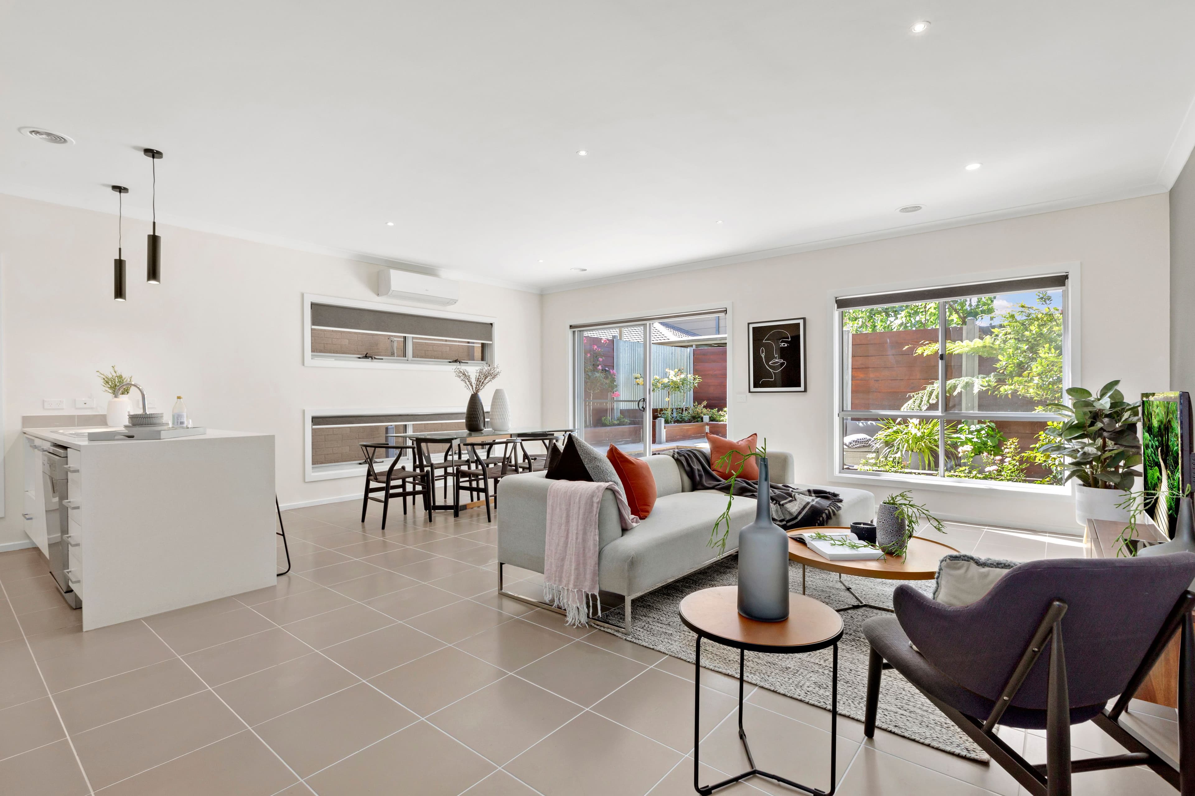 71 Callaway Boulevard, Sunshine West VIC 3020, Sunshine West - Thumbnail 2