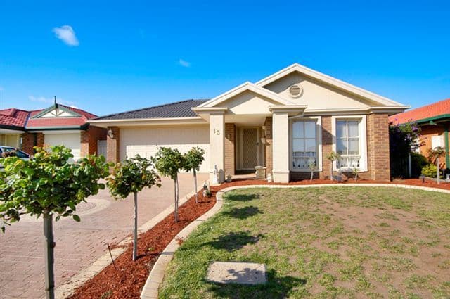 13 Jacaranda Place, CRAIGIEBURN VIC 3064, Craigieburn - Image 1