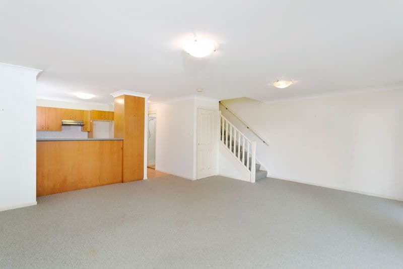 22 Middle Street, Highgate Hill QLD 4101, Highgate Hill - Thumbnail 2