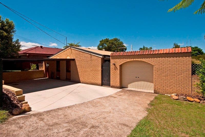 31 Kennedy Drive, REDBANK PLAINS QLD 4301, Redbank Plains - Thumbnail 2