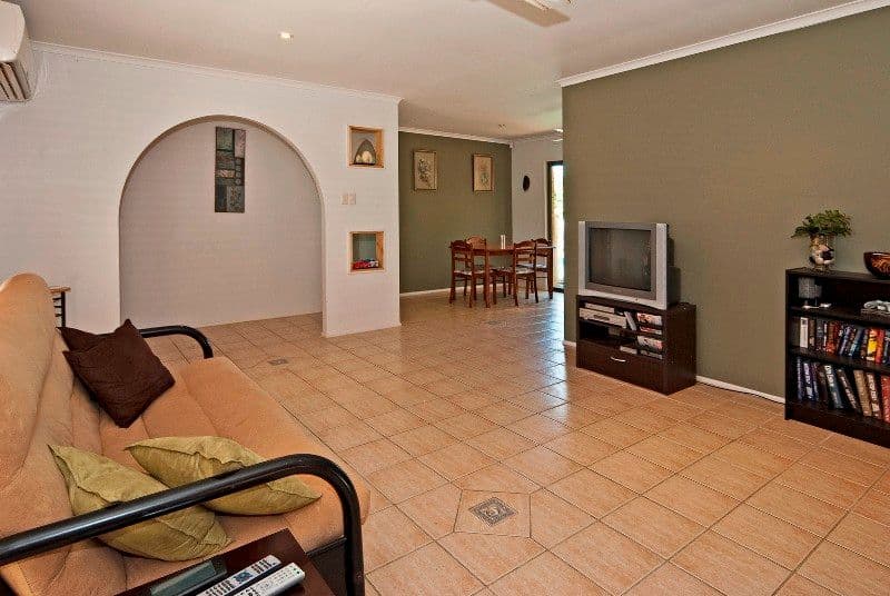 31 Kennedy Drive, REDBANK PLAINS QLD 4301, Redbank Plains - Thumbnail 4