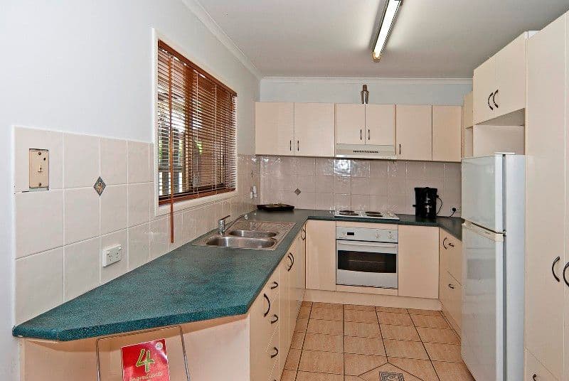 31 Kennedy Drive, REDBANK PLAINS QLD 4301, Redbank Plains - Thumbnail 7