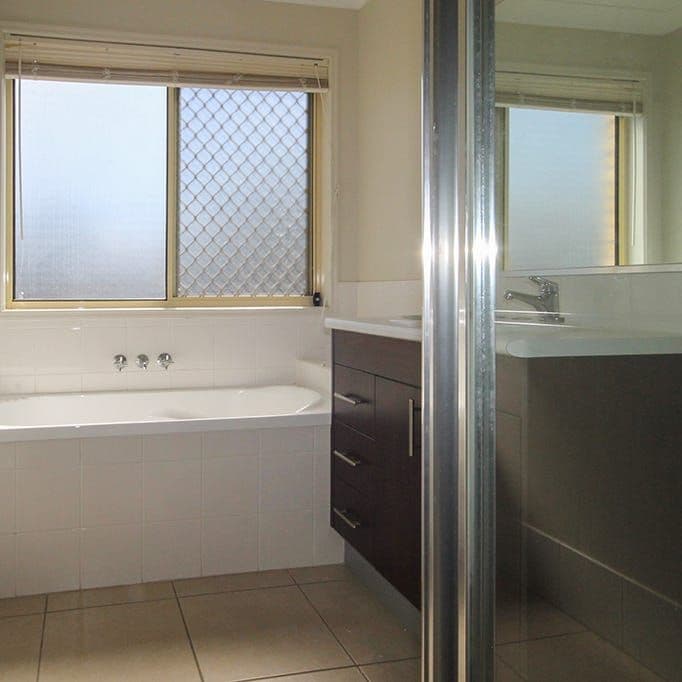 13 Keeley Street, Morayfield QLD 4506, Morayfield - Thumbnail 3