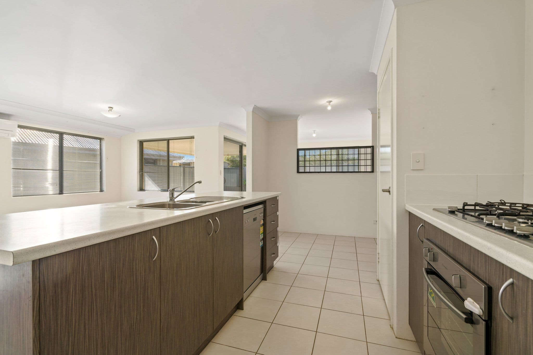 5 Bitalli Bend, Byford WA 6122, Byford - Thumbnail 4