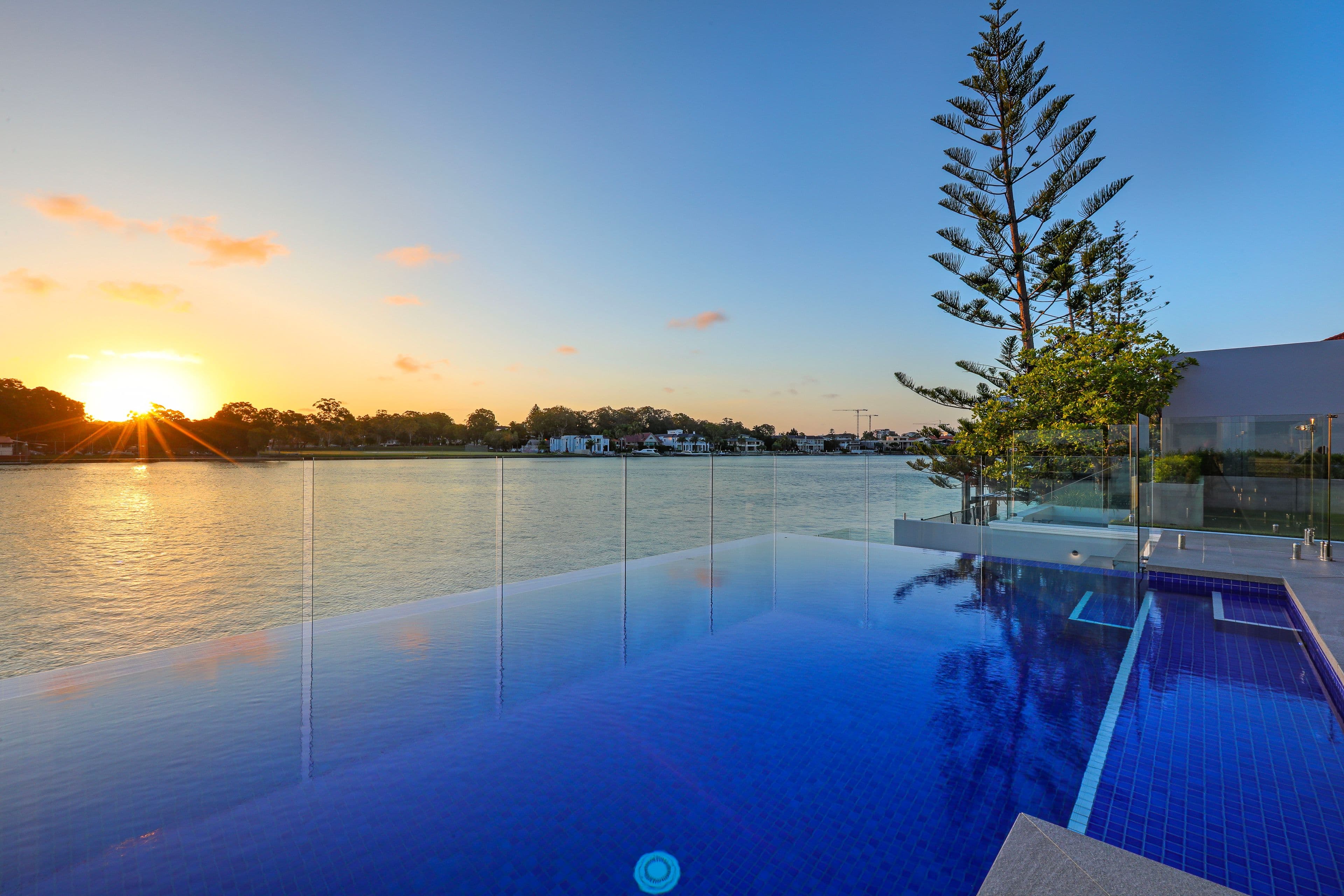 125 Commodore Drive, SURFERS PARADISE QLD 4217, Surfers Paradise - Thumbnail 6