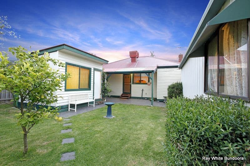 13 Highland Street, KINGSBURY VIC 3083, Kingsbury - Thumbnail 2