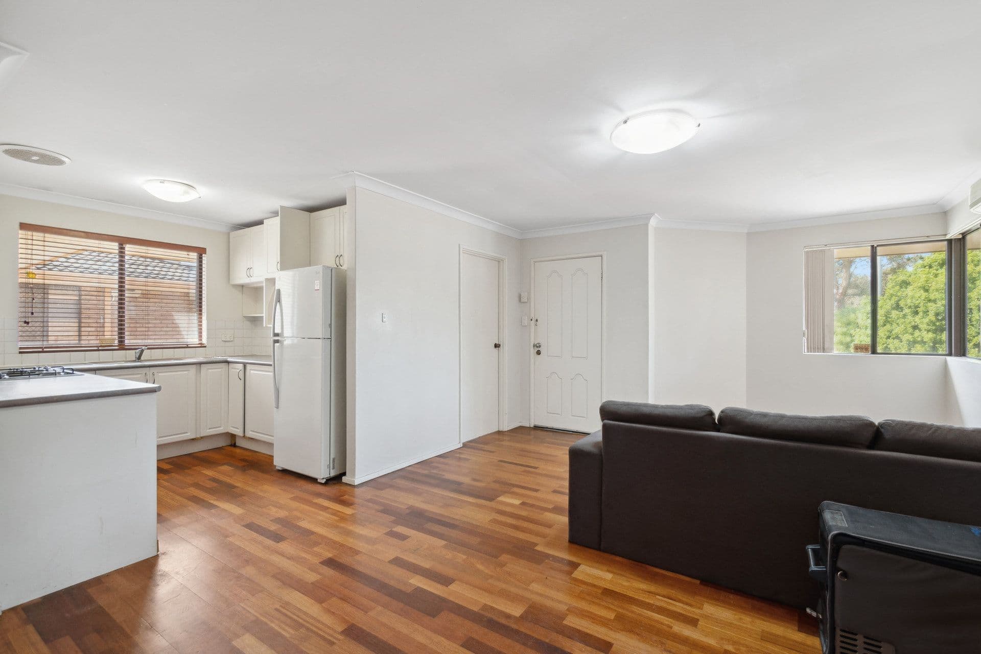 69 Agincourt Drive, Forrestfield WA 6058, Forrestfield - Thumbnail 3