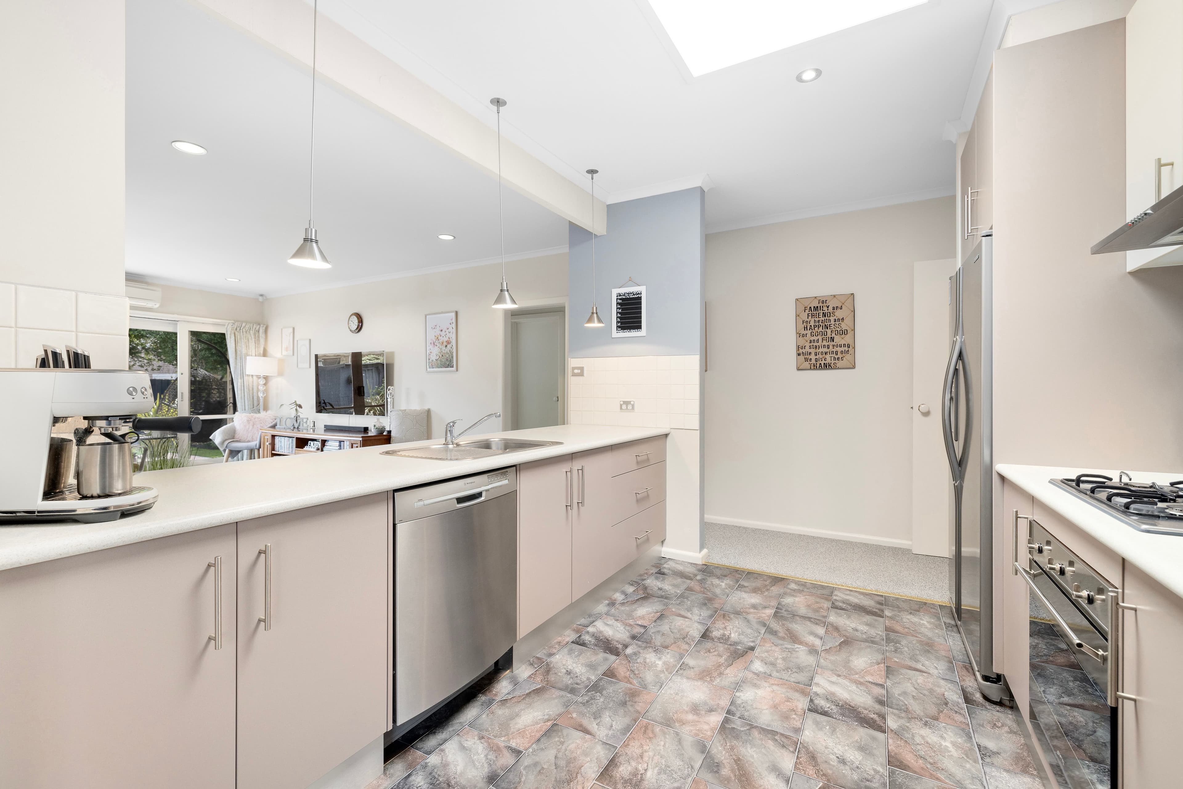 7 Wandoo Avenue, Clarinda VIC 3169, Clarinda - Thumbnail 6