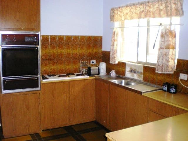 46 Trelawney Crescent, HUNTFIELD HEIGHTS SA 5163, Huntfield Heights - Thumbnail 3