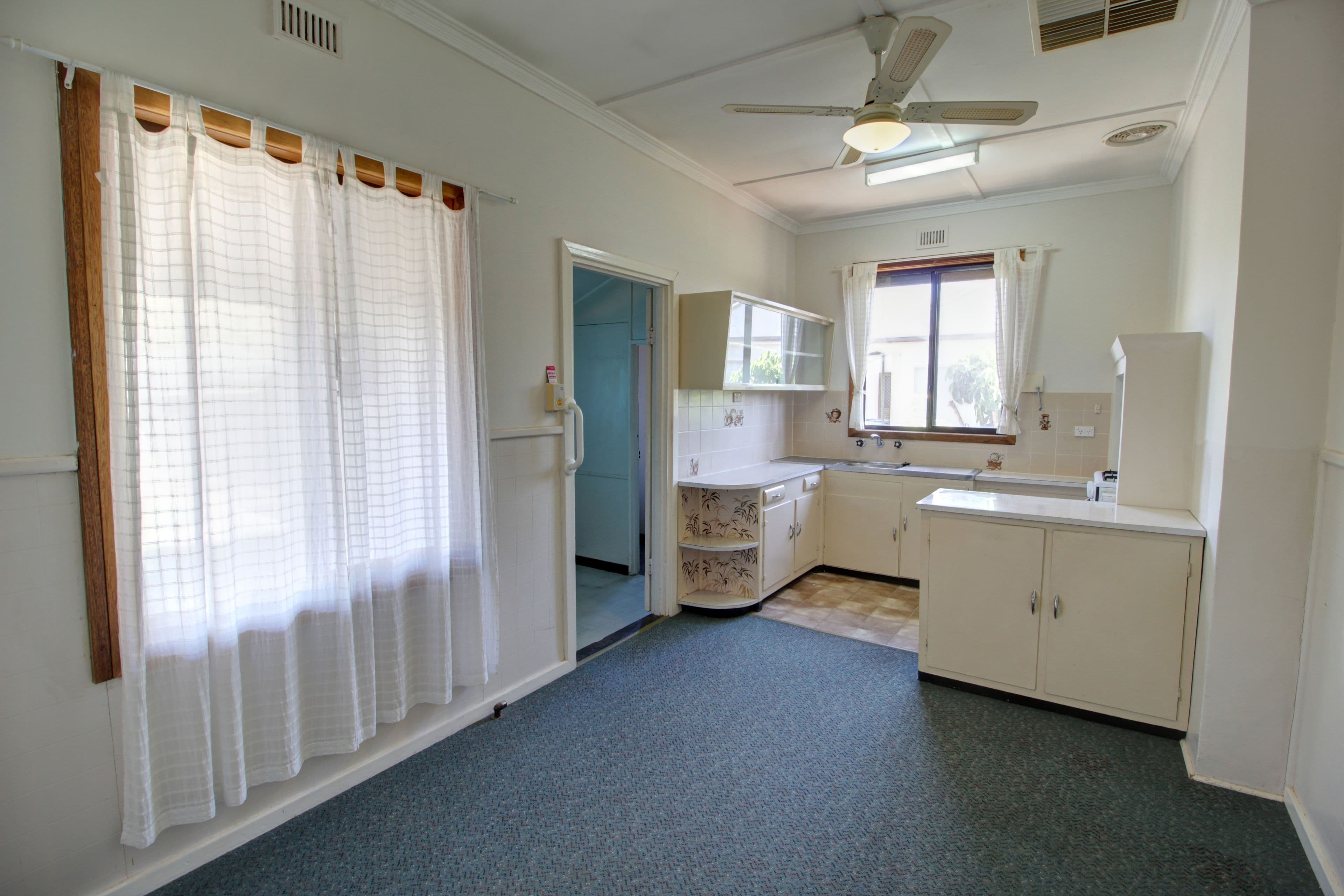 39 Railway Terrace, Renmark SA 5341, Renmark - Thumbnail 8